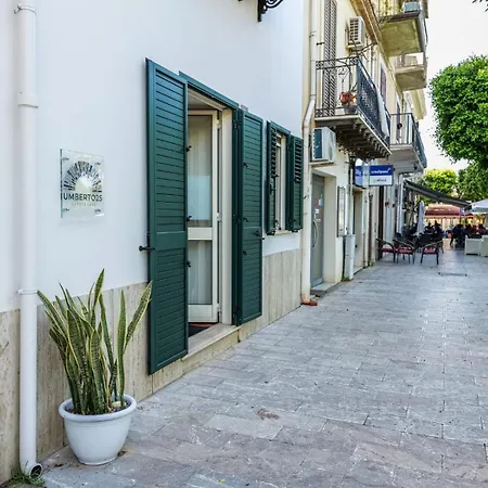 Bed & Breakfast Umberto 25 *